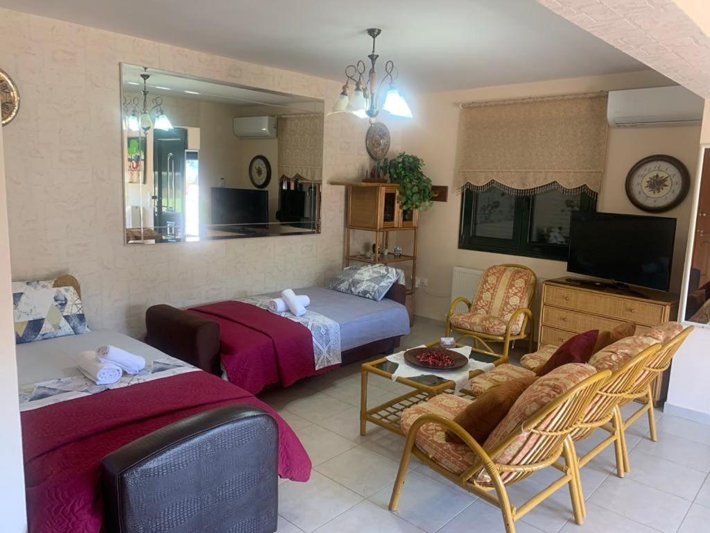 Dora'S Garden Villa Alexandroupoli Exterior photo